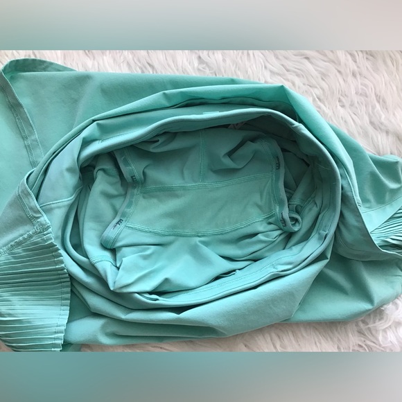🌼Lululemon Play Off The Pleats Skirt Mint Green Size 6 - Picture 10 of 13